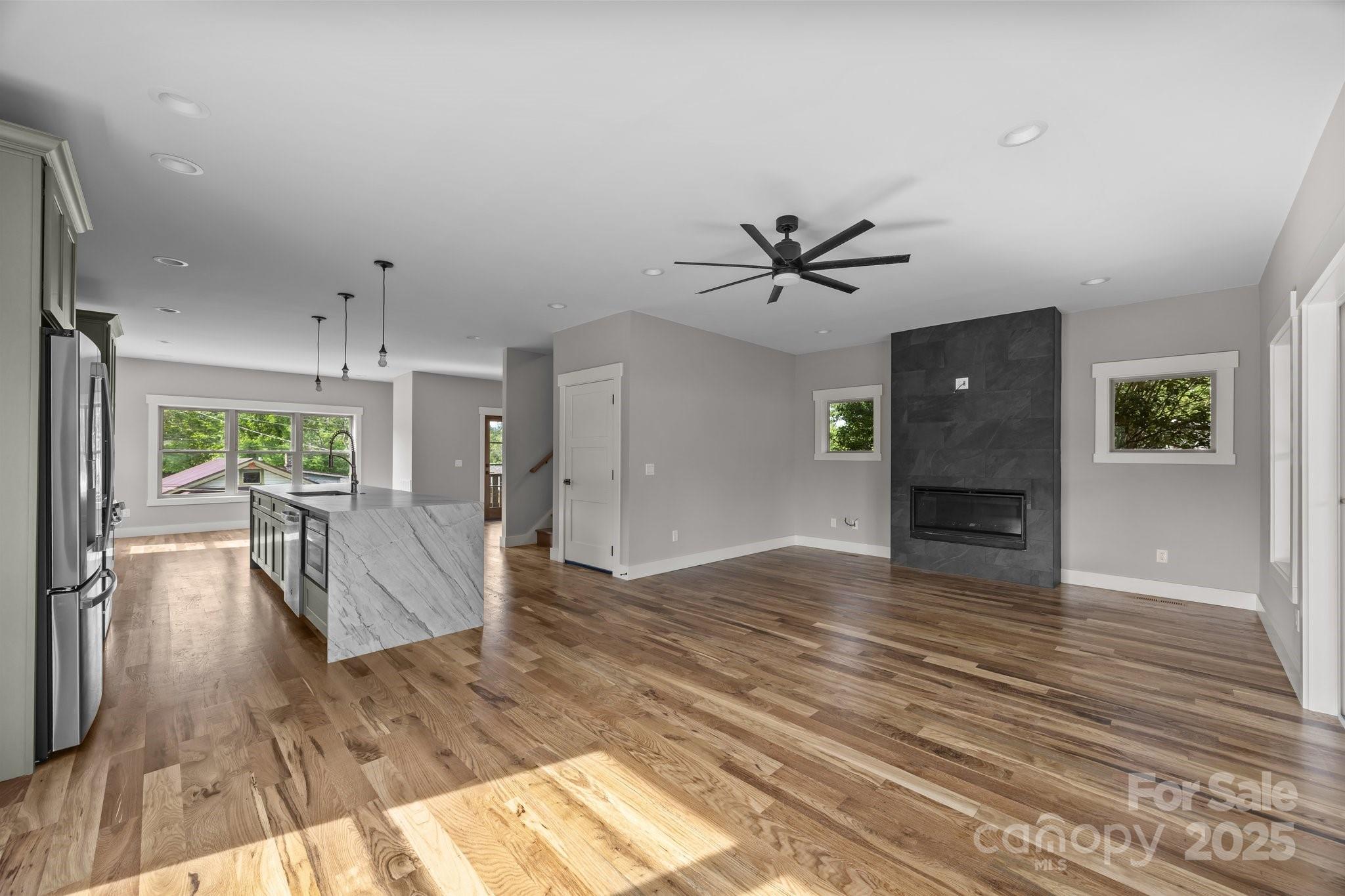 32 Woodrow Avenue