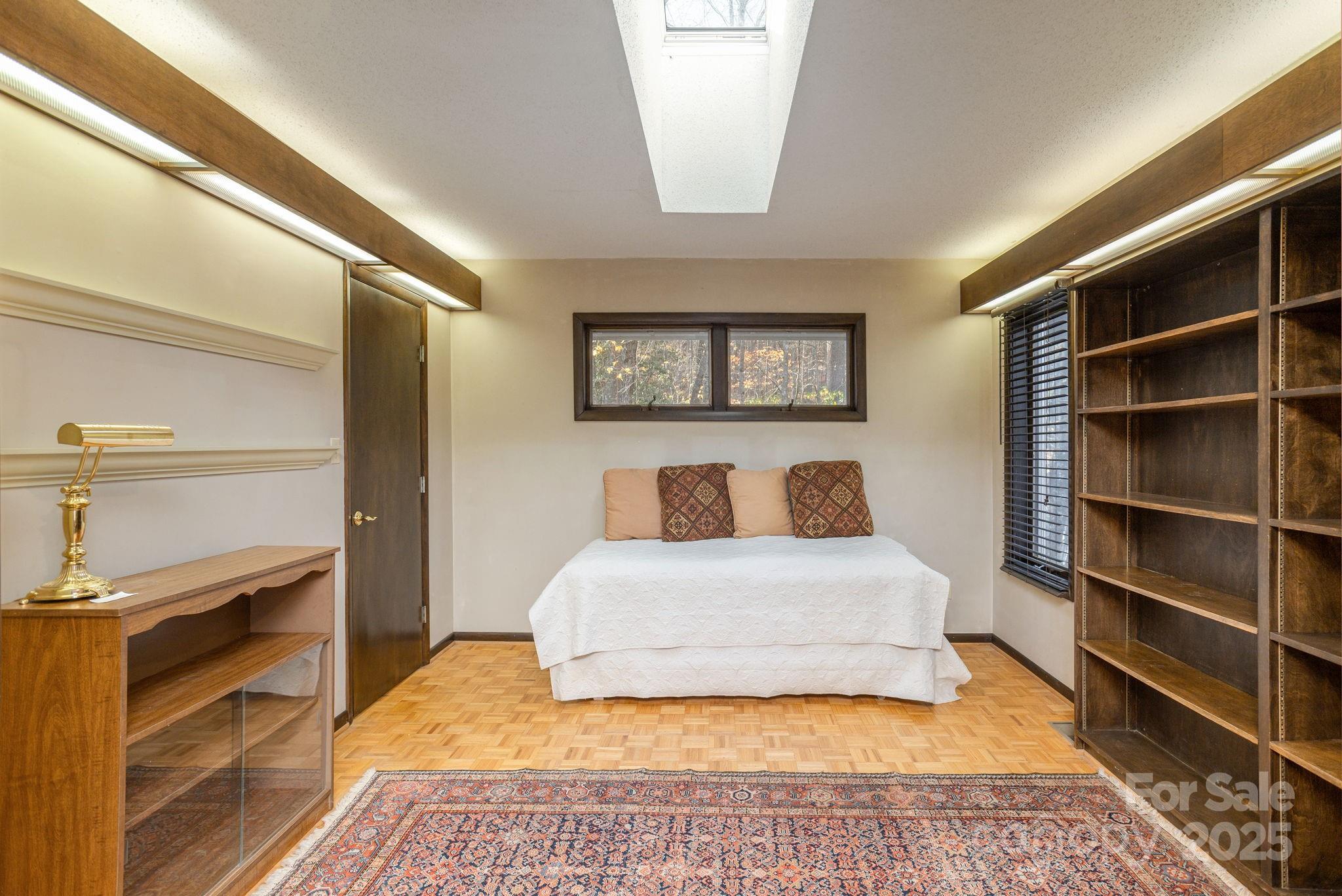 Sherwood Forest - Residential