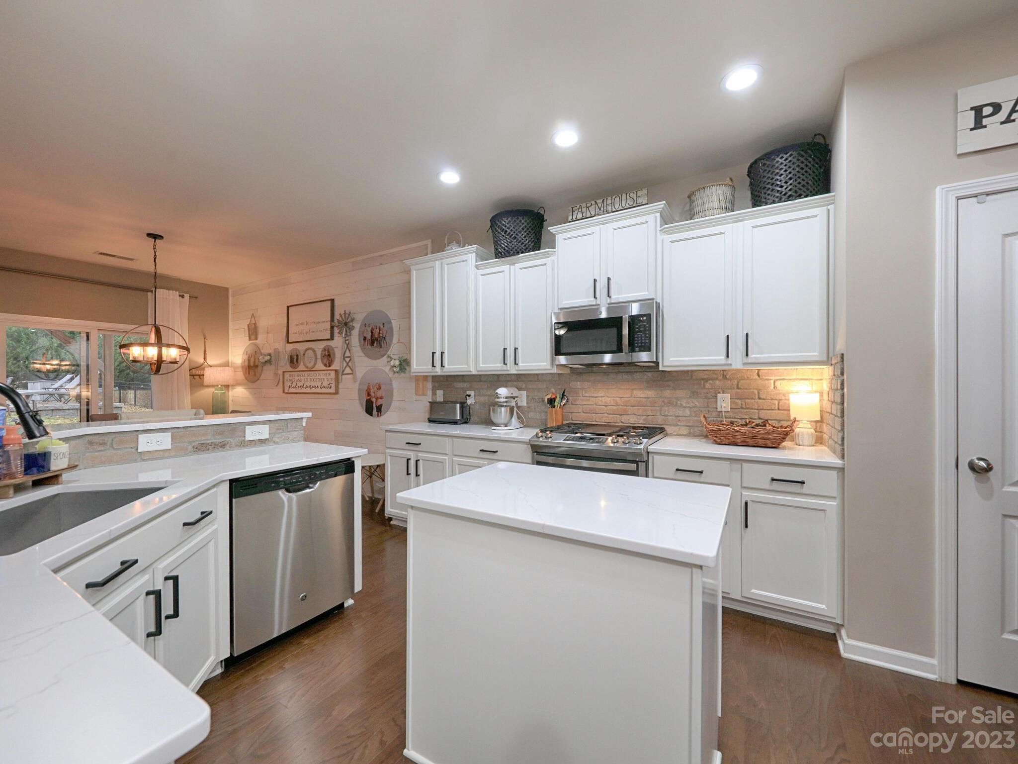 Pecan Hills - Residential