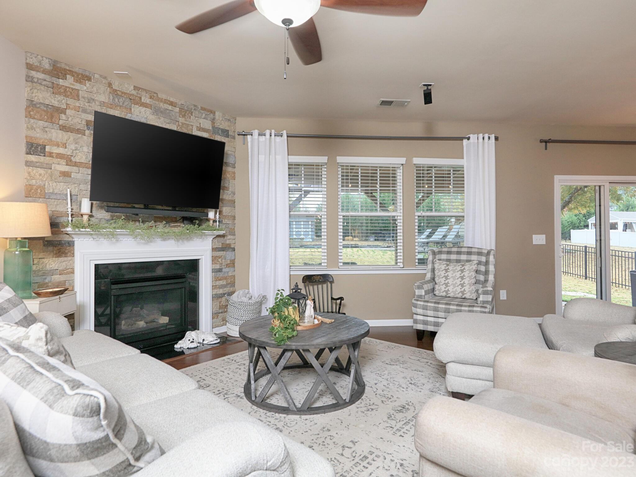 Pecan Hills - Residential