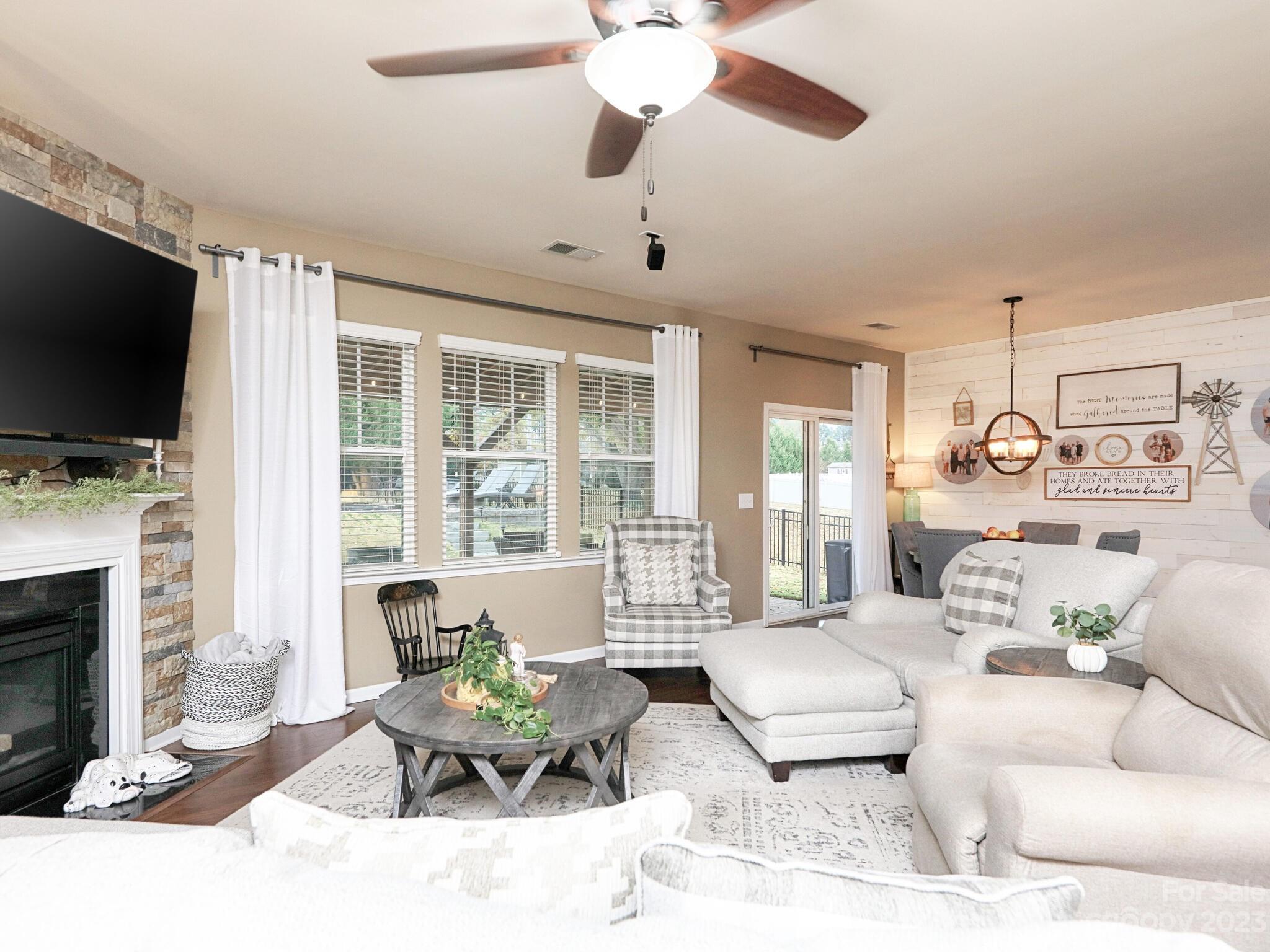 Pecan Hills - Residential