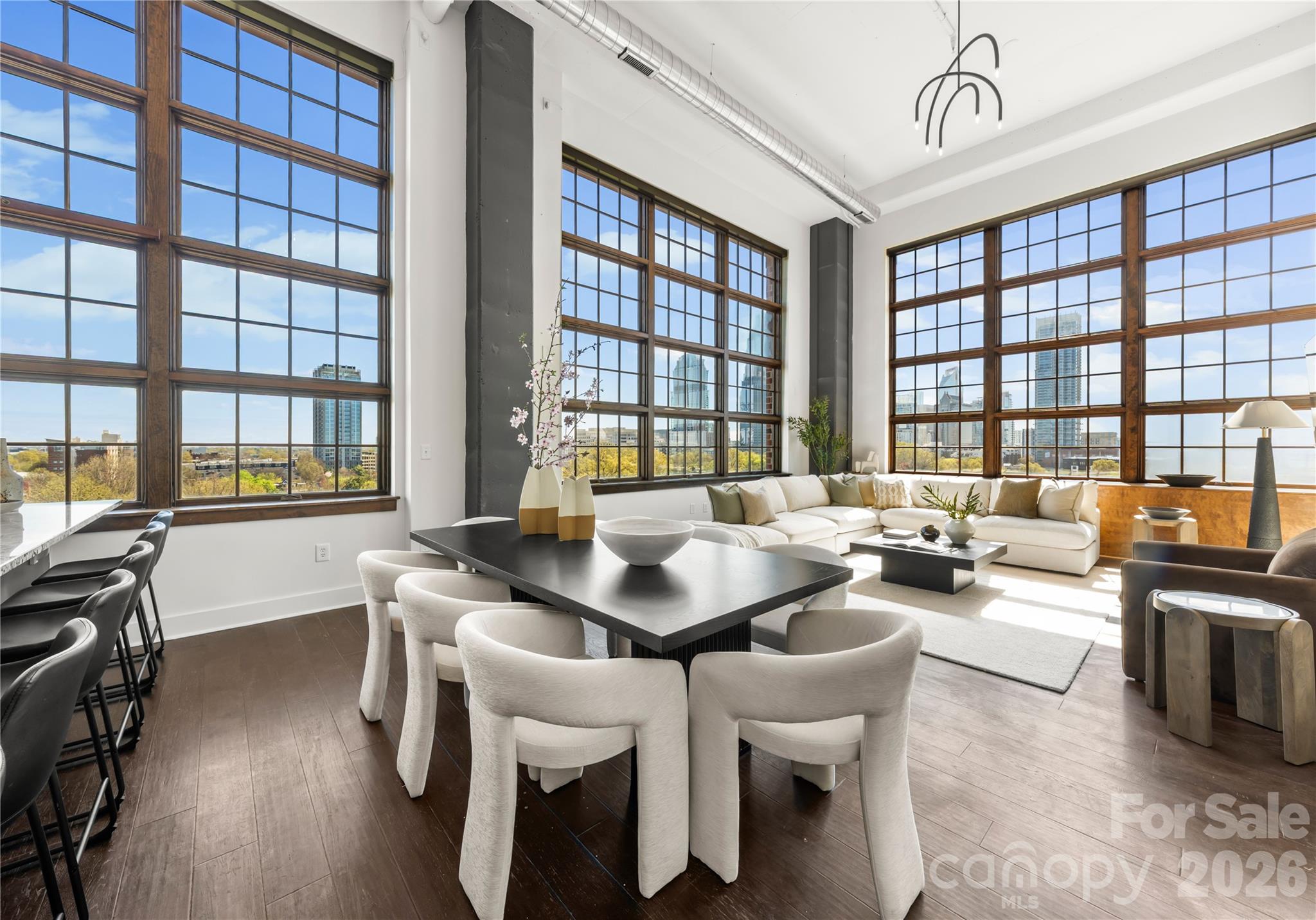 715 N Graham Street 603