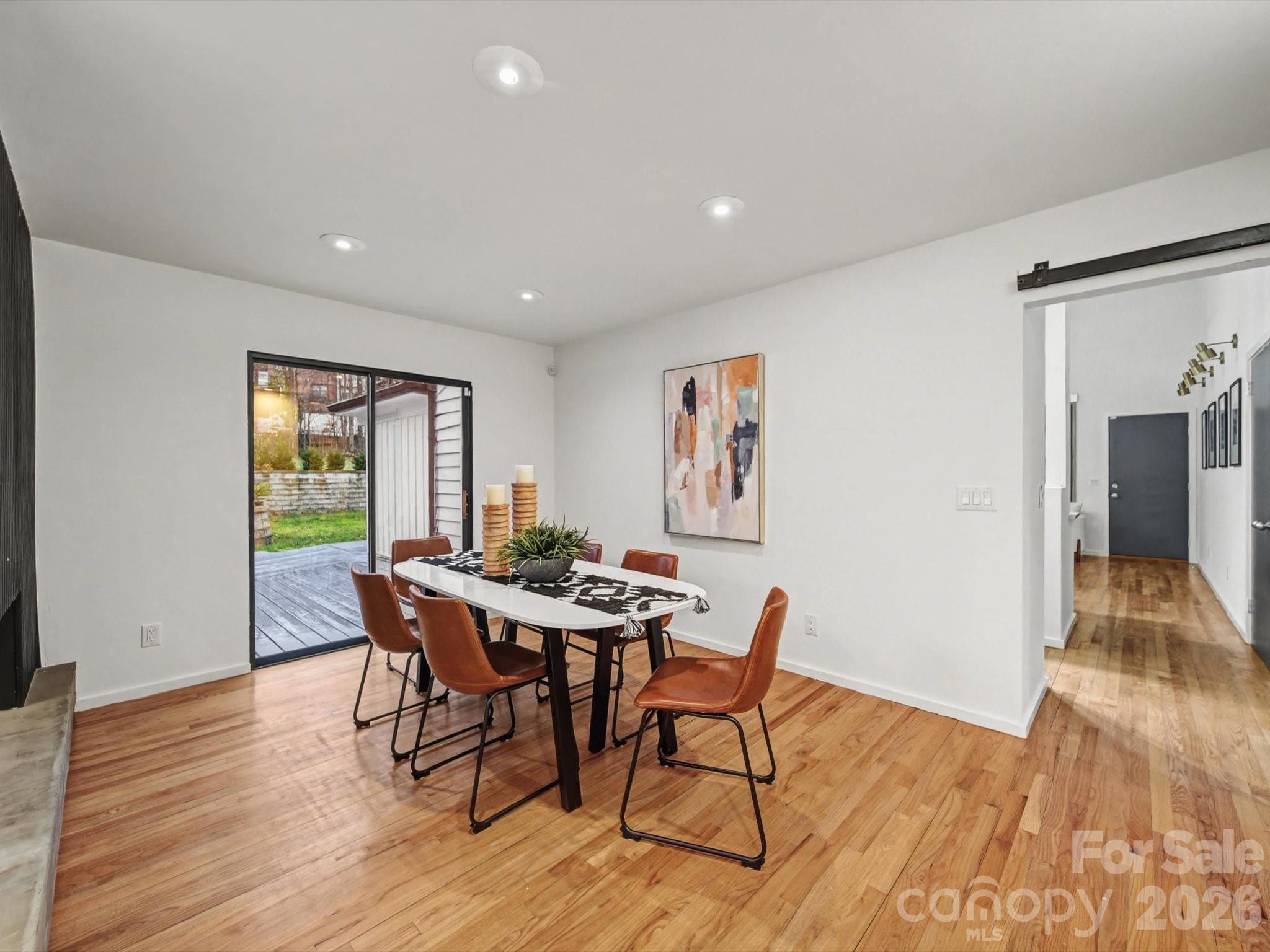 Windwood Circle - Residential