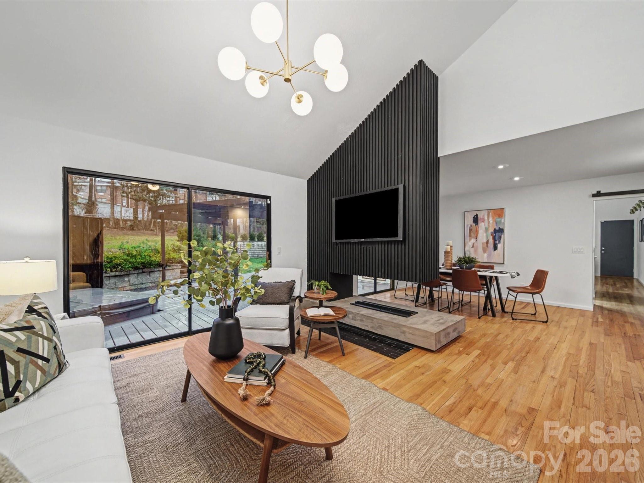 Windwood Circle - Residential