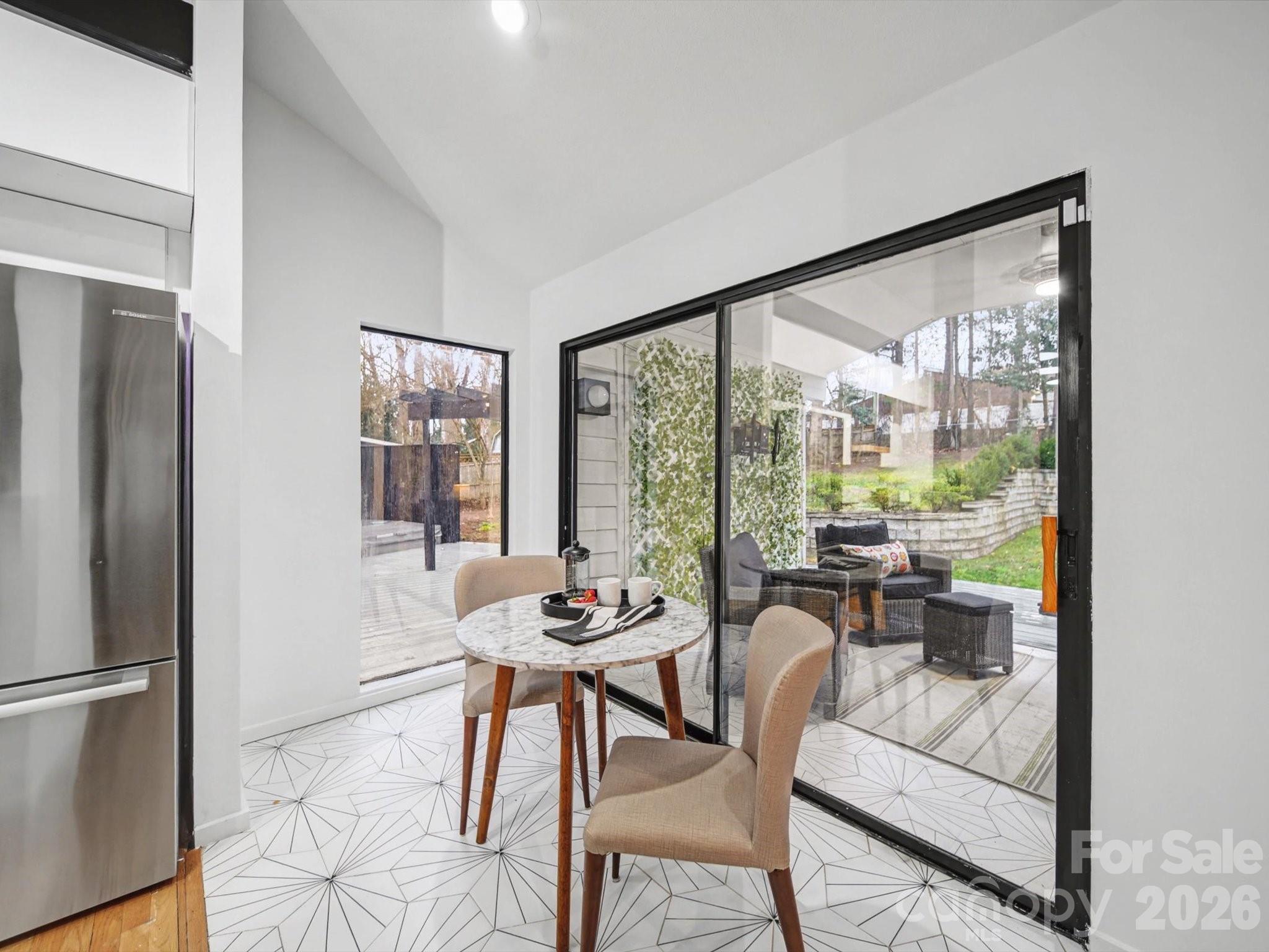 Windwood Circle - Residential