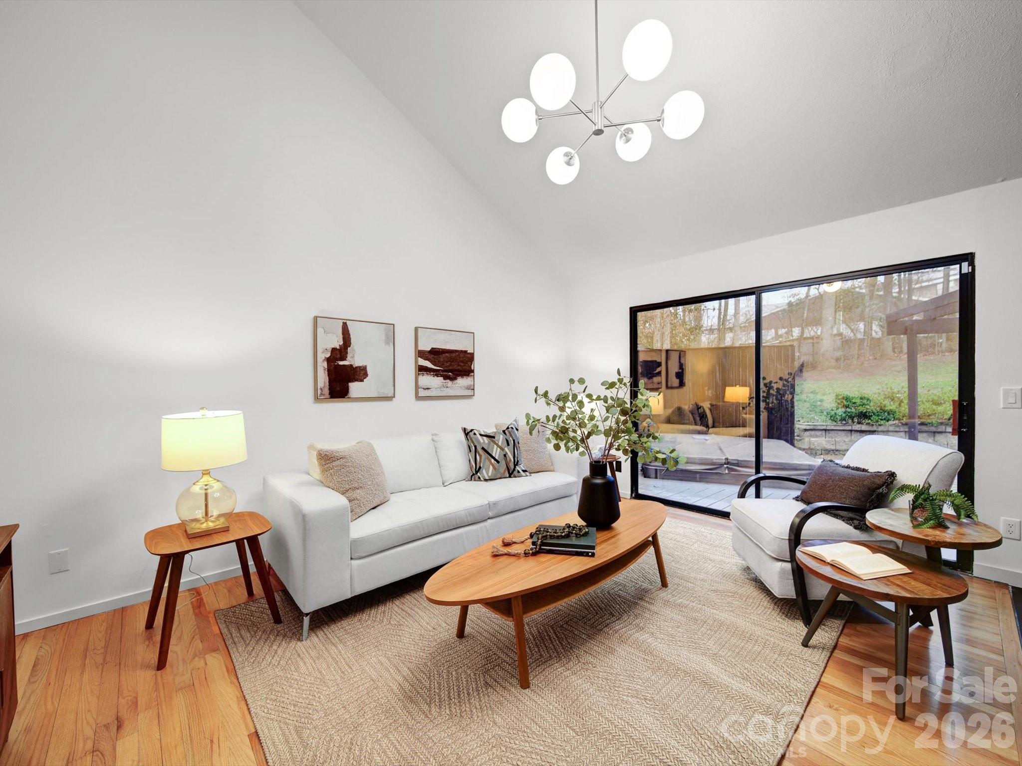 Windwood Circle - Residential