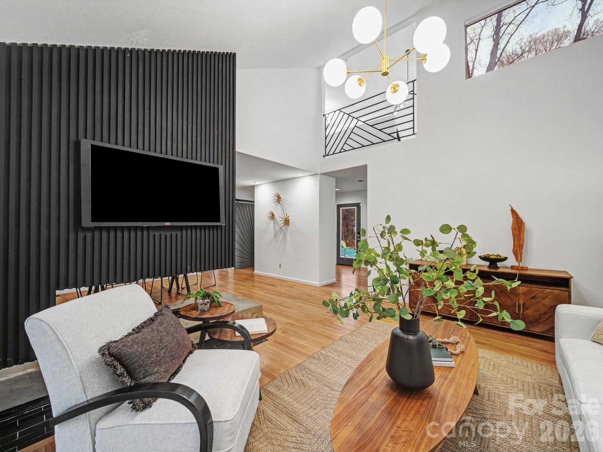 Windwood Circle - Residential