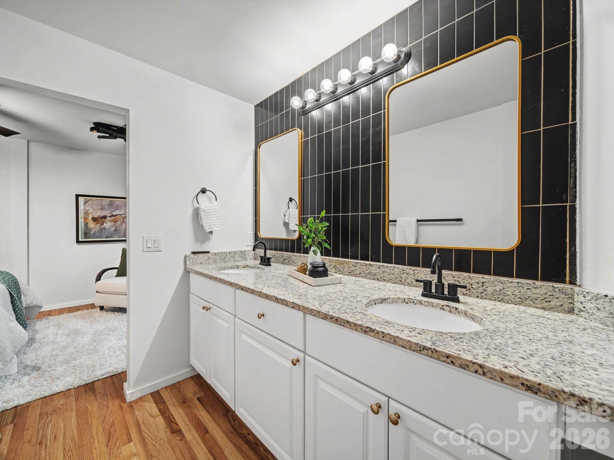 Windwood Circle - Residential