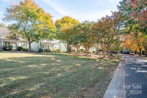 A home in Huntersville