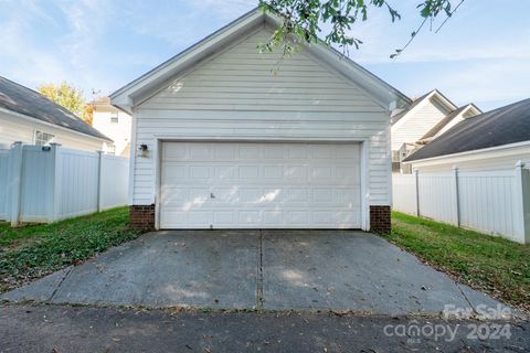 A home in Huntersville