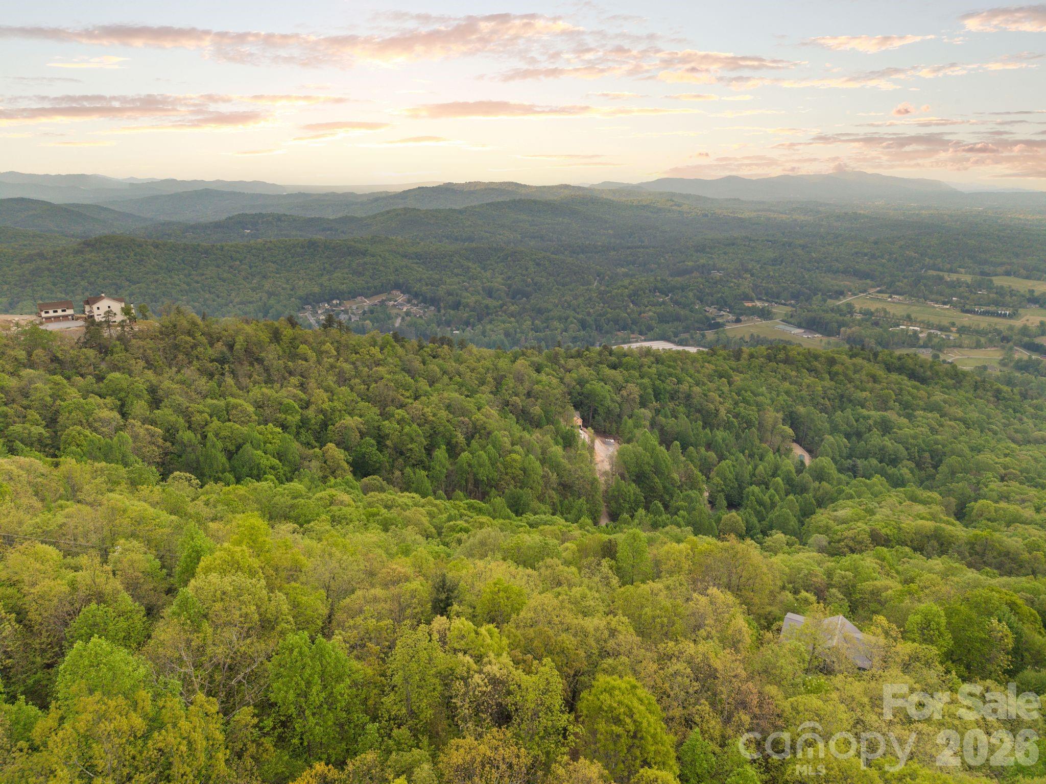 TBD Pinnacle Mountain Road