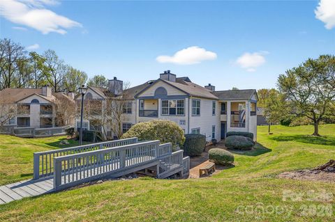 8124 Tremaine Court Charlotte NC 28227