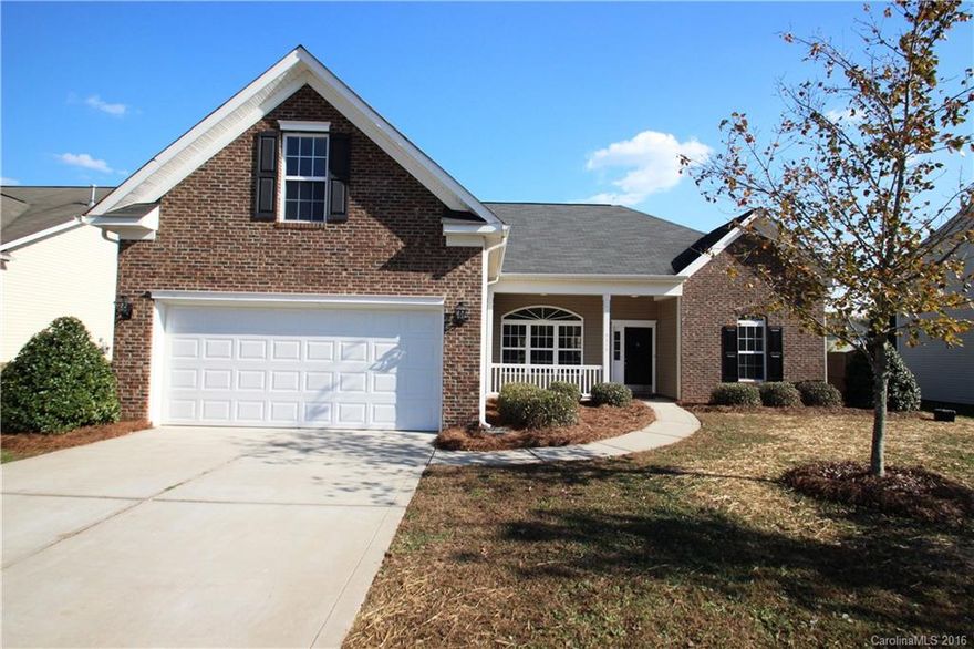 This home features all new tile on the main level in the foyer, living room, dining room, kitchen, breakfast, laundry, and hallways.  The kitchen features all new granite counter tops, new black appliances, new tile back splash, & new hardware on the cabinets.  New light fixtures throughout the home.  All new interior paint.  Finished bonus room over the garage.  Fenced in back yard!  The carpet in the bedrooms is only a year old.