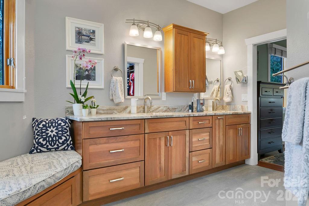 Glen Cannon - Residential