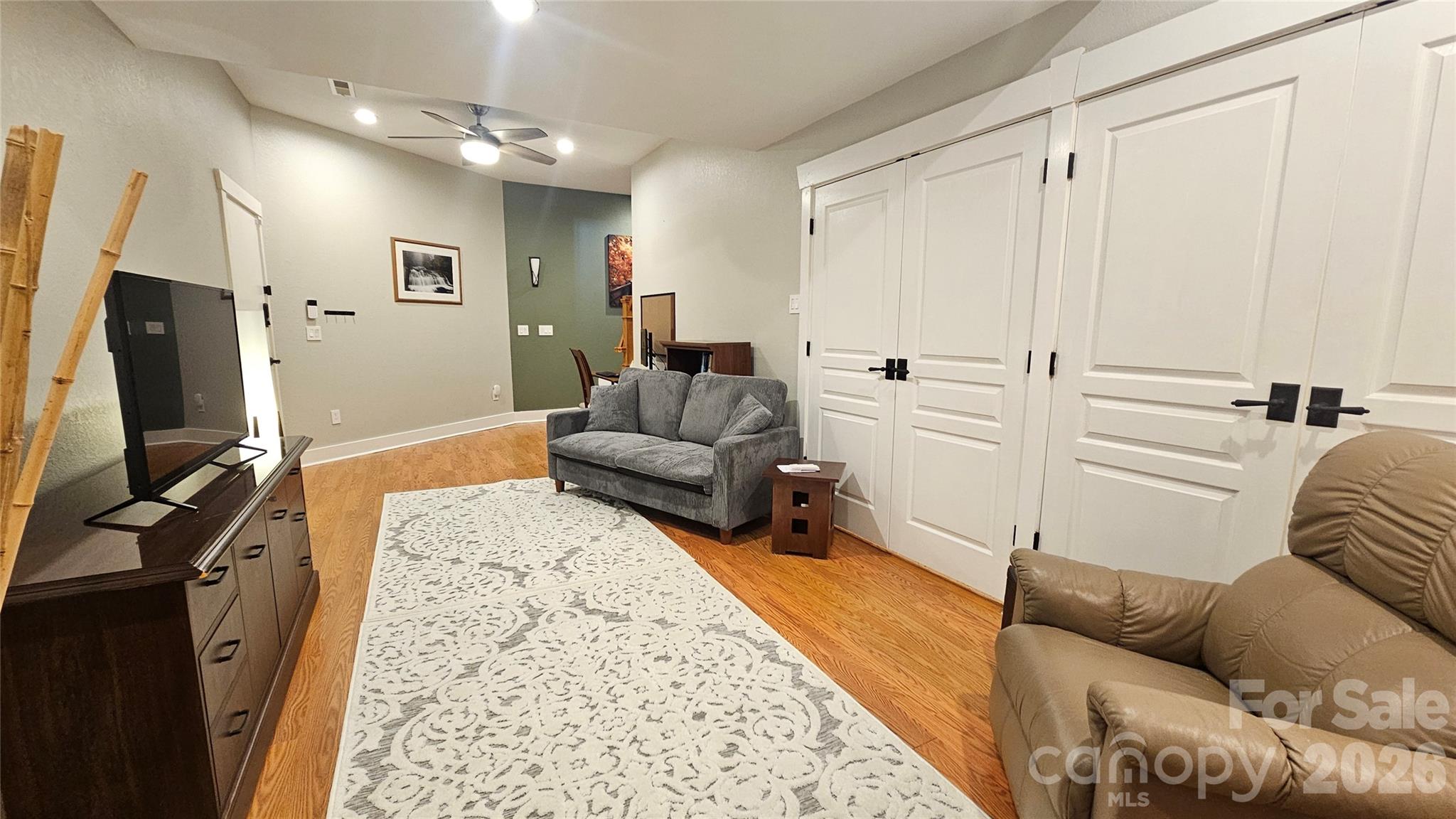 Glen Cannon - Residential