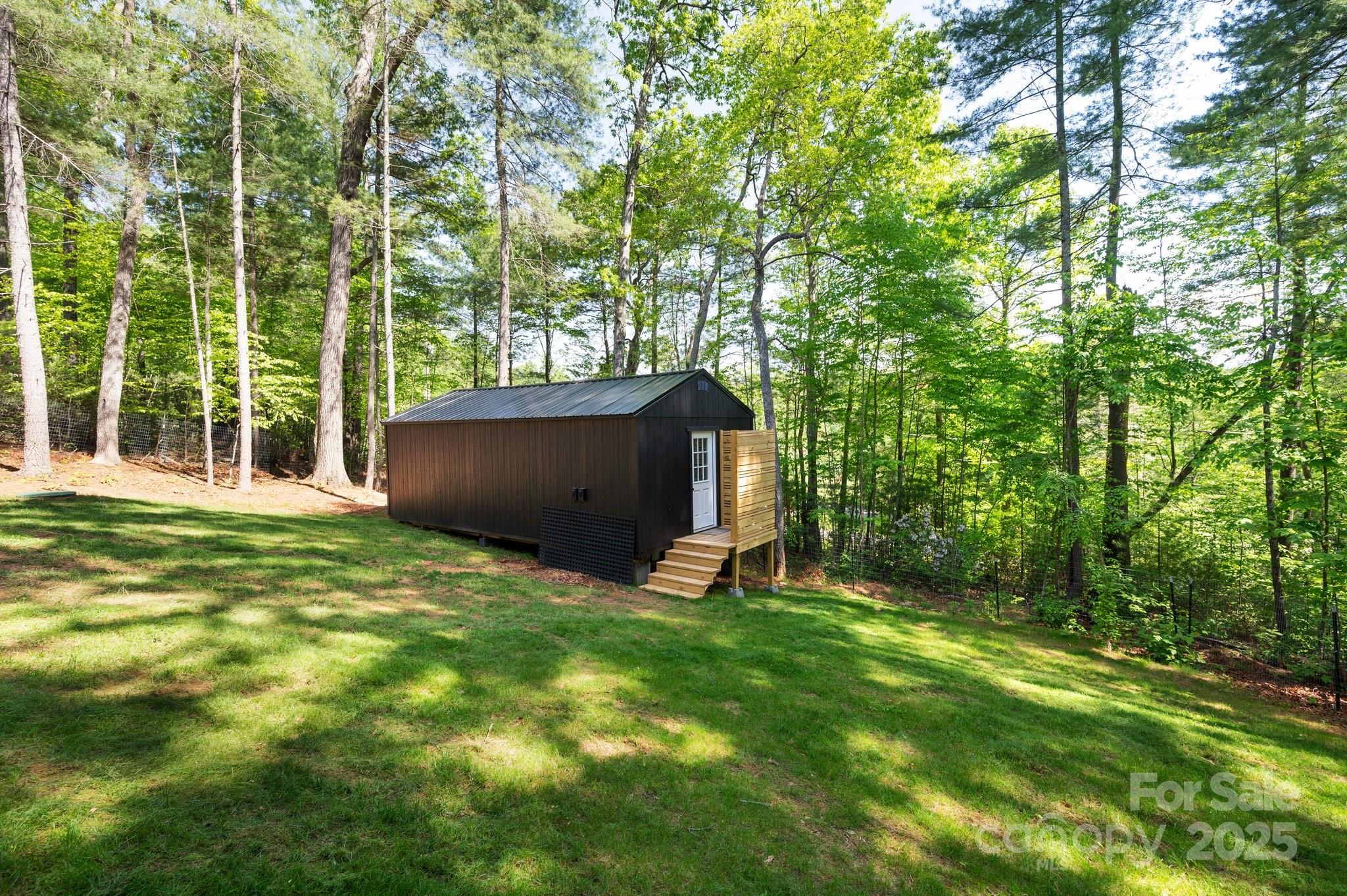 115 Summer Pine Lane