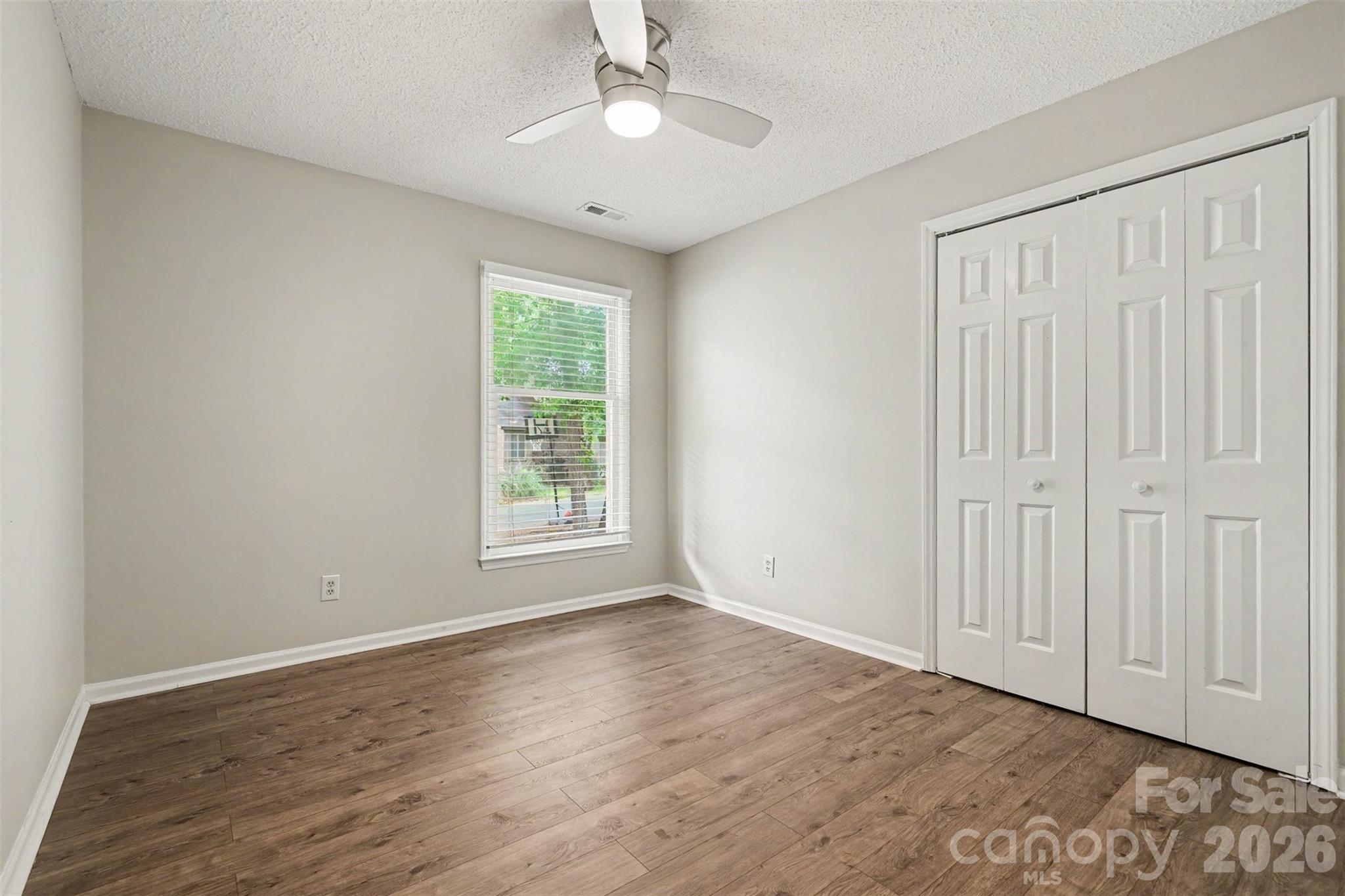 Tega Cay - Residential