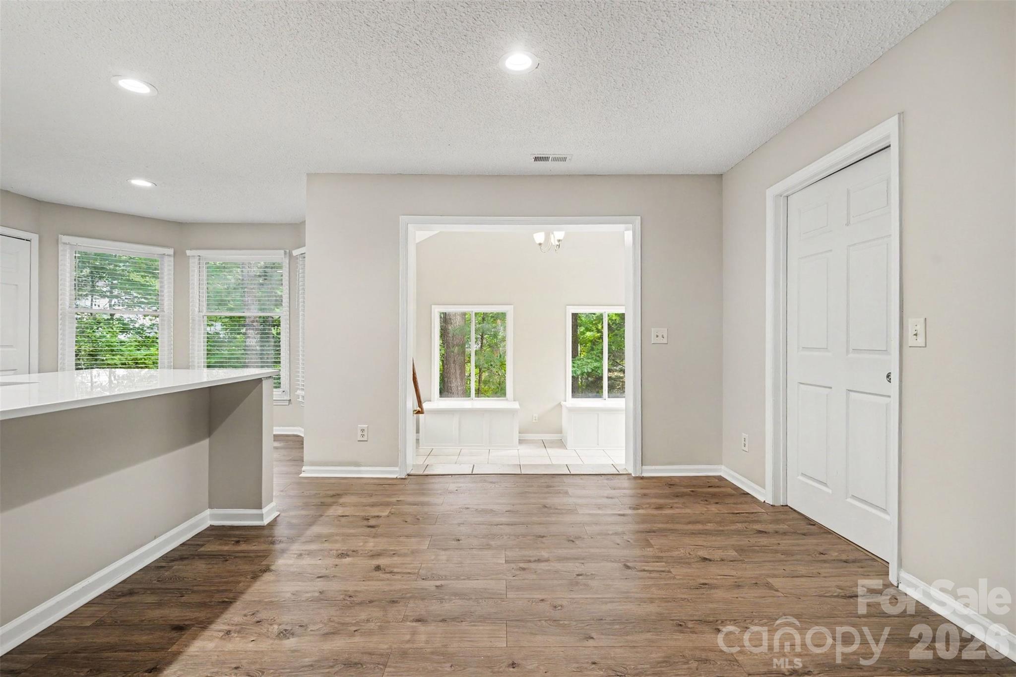 Tega Cay - Residential