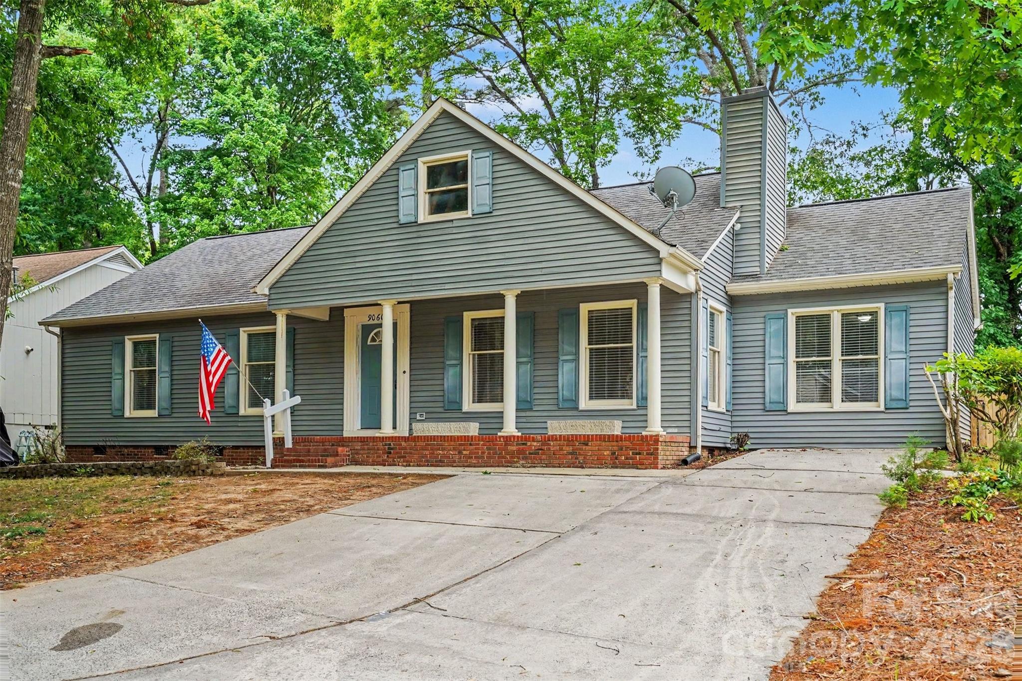 Tega Cay - Residential