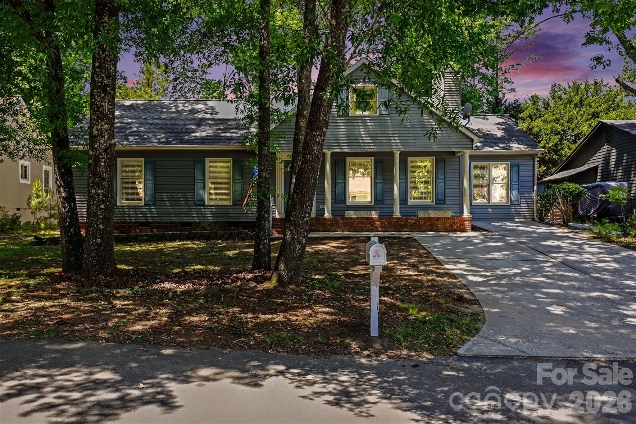 Tega Cay - Residential