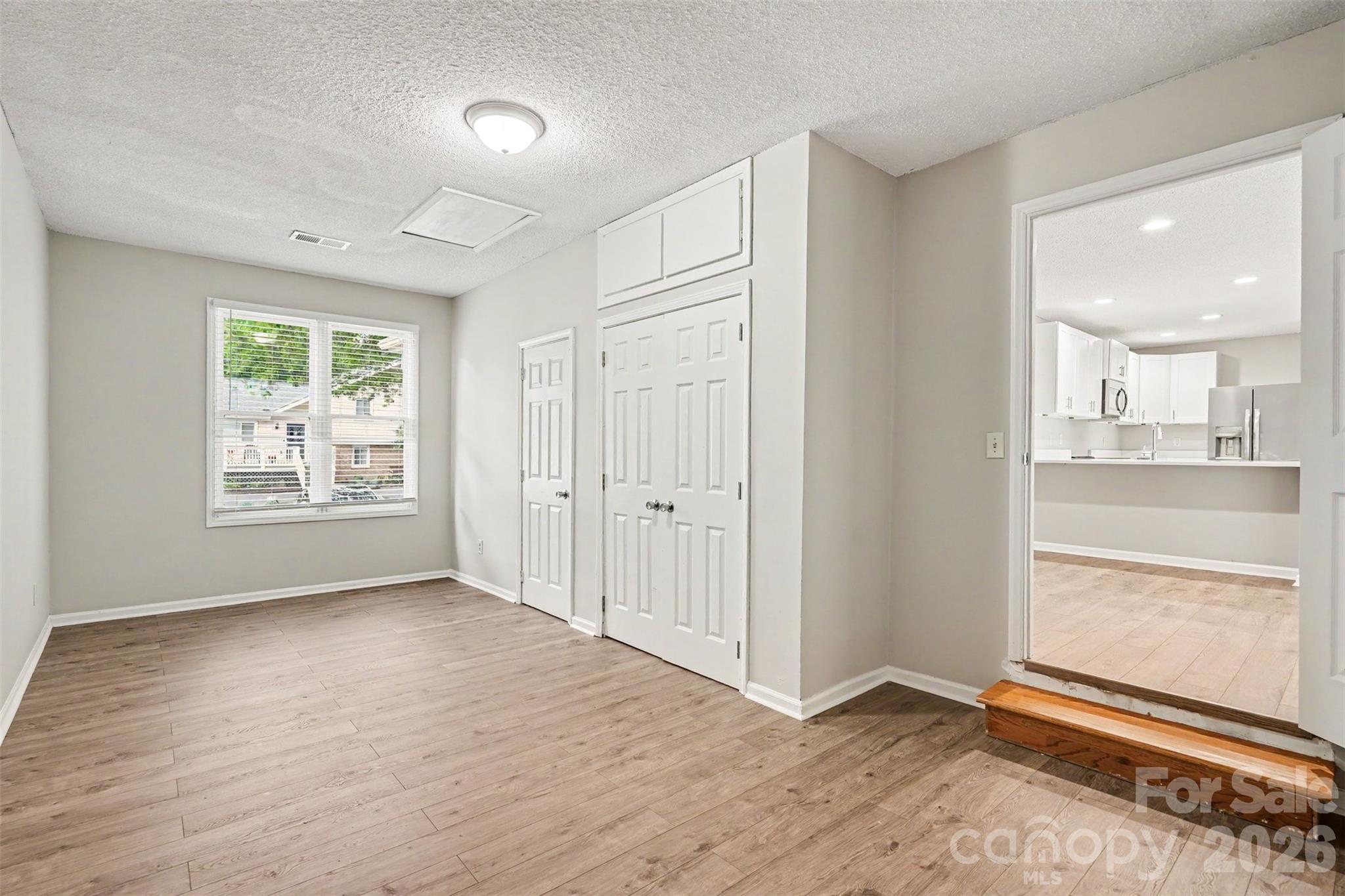 Tega Cay - Residential