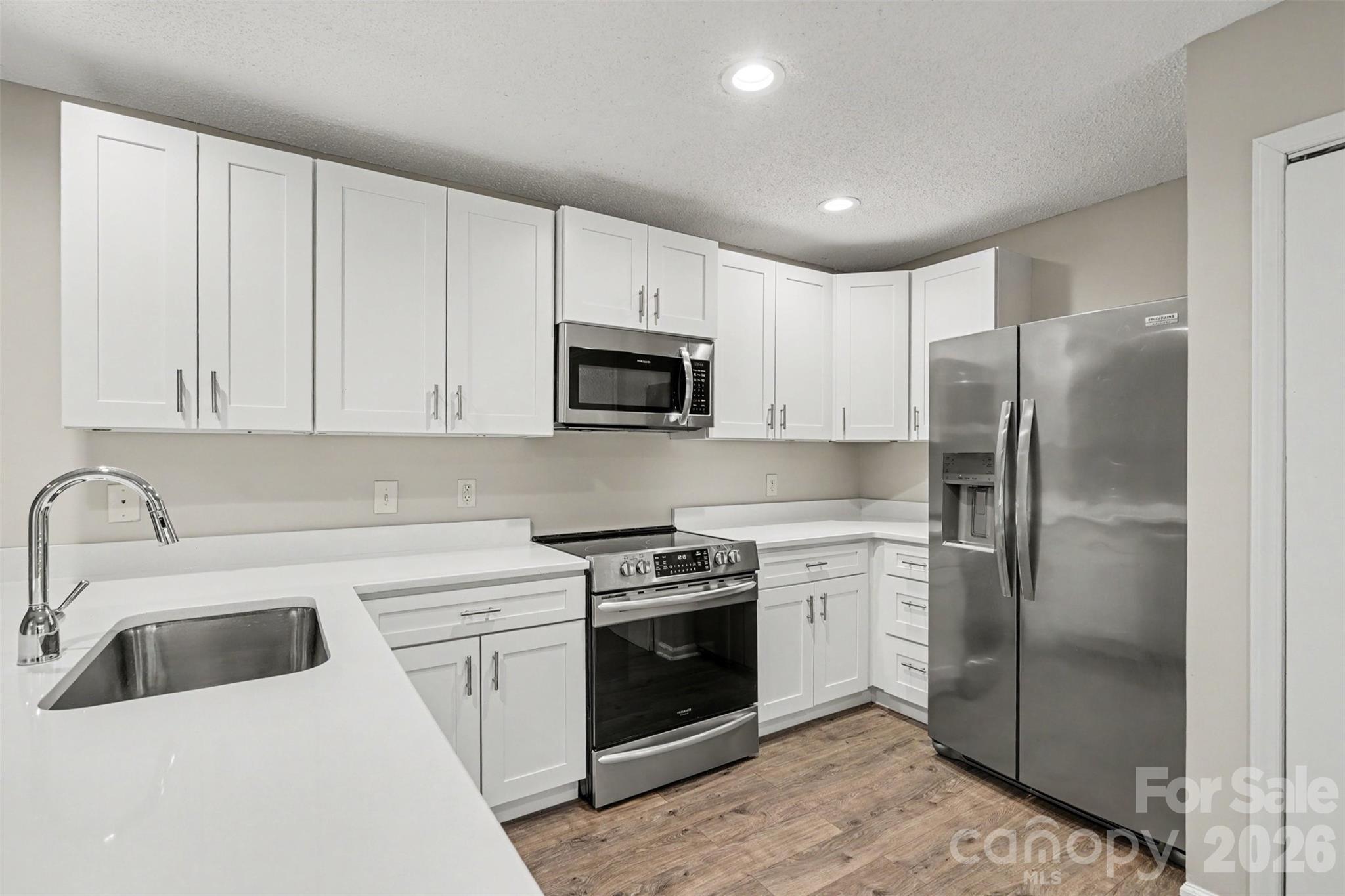 Tega Cay - Residential