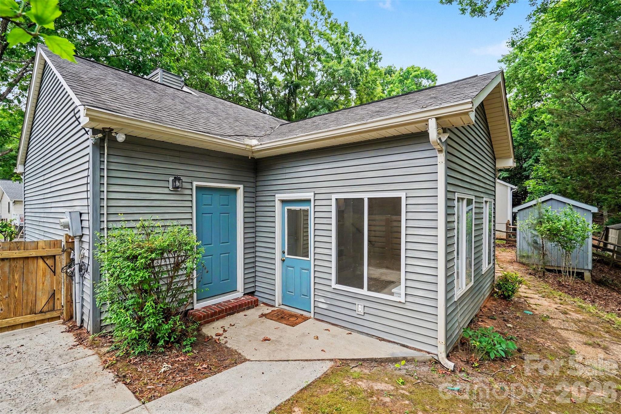 Tega Cay - Residential