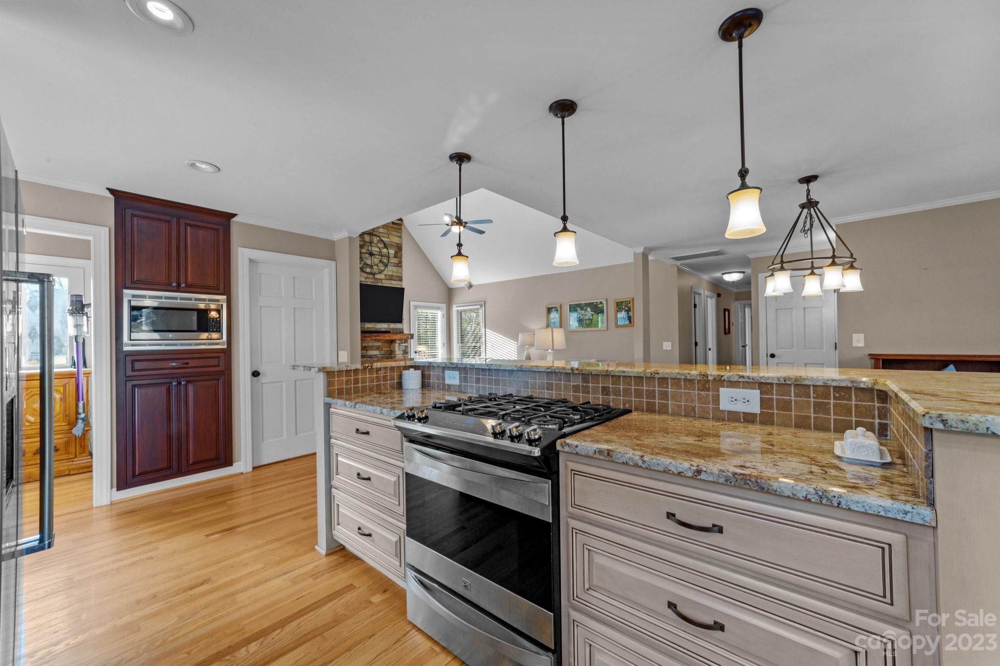 West Lake Hills - Residential