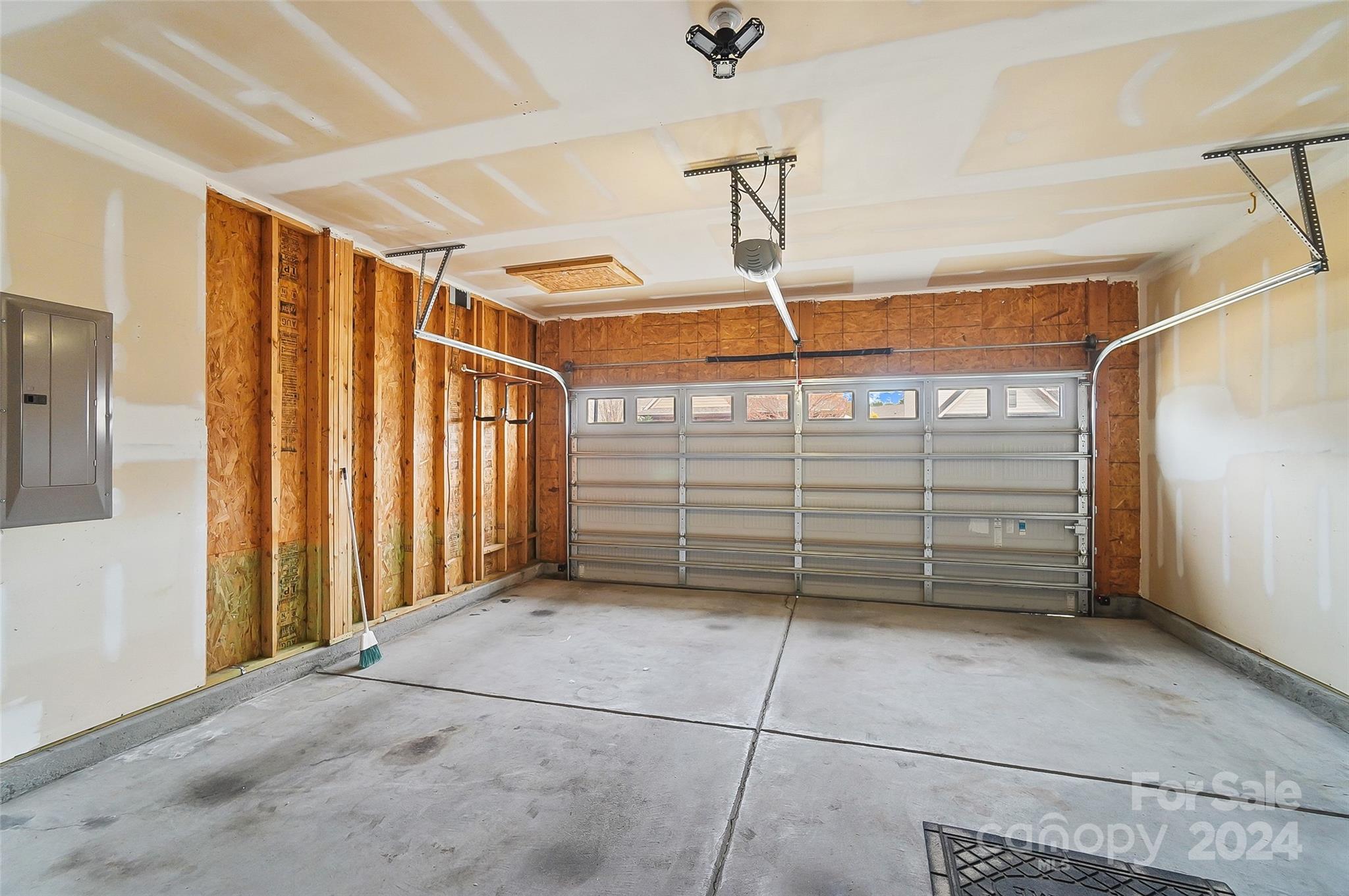 Almond Glen - Residential