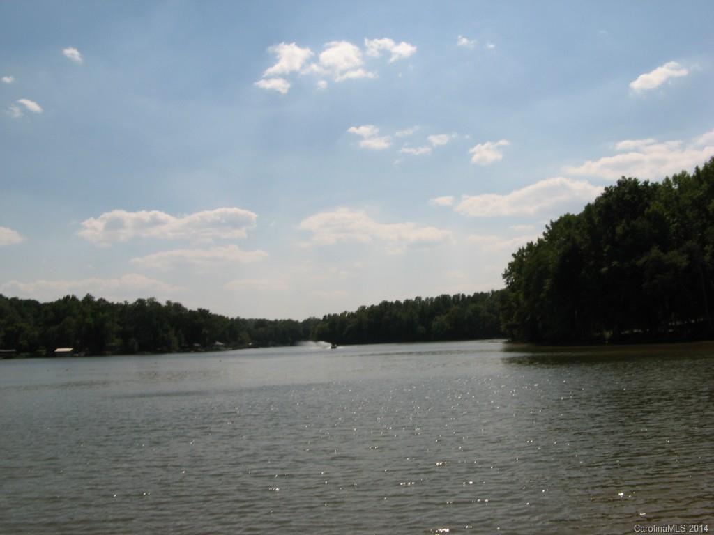 The Vineyards on Lake Wylie - Residential