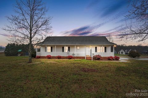 Photo of 5259 Lake Glenn Drive, Stanfield, NC 28163 (MLS # 4101983)