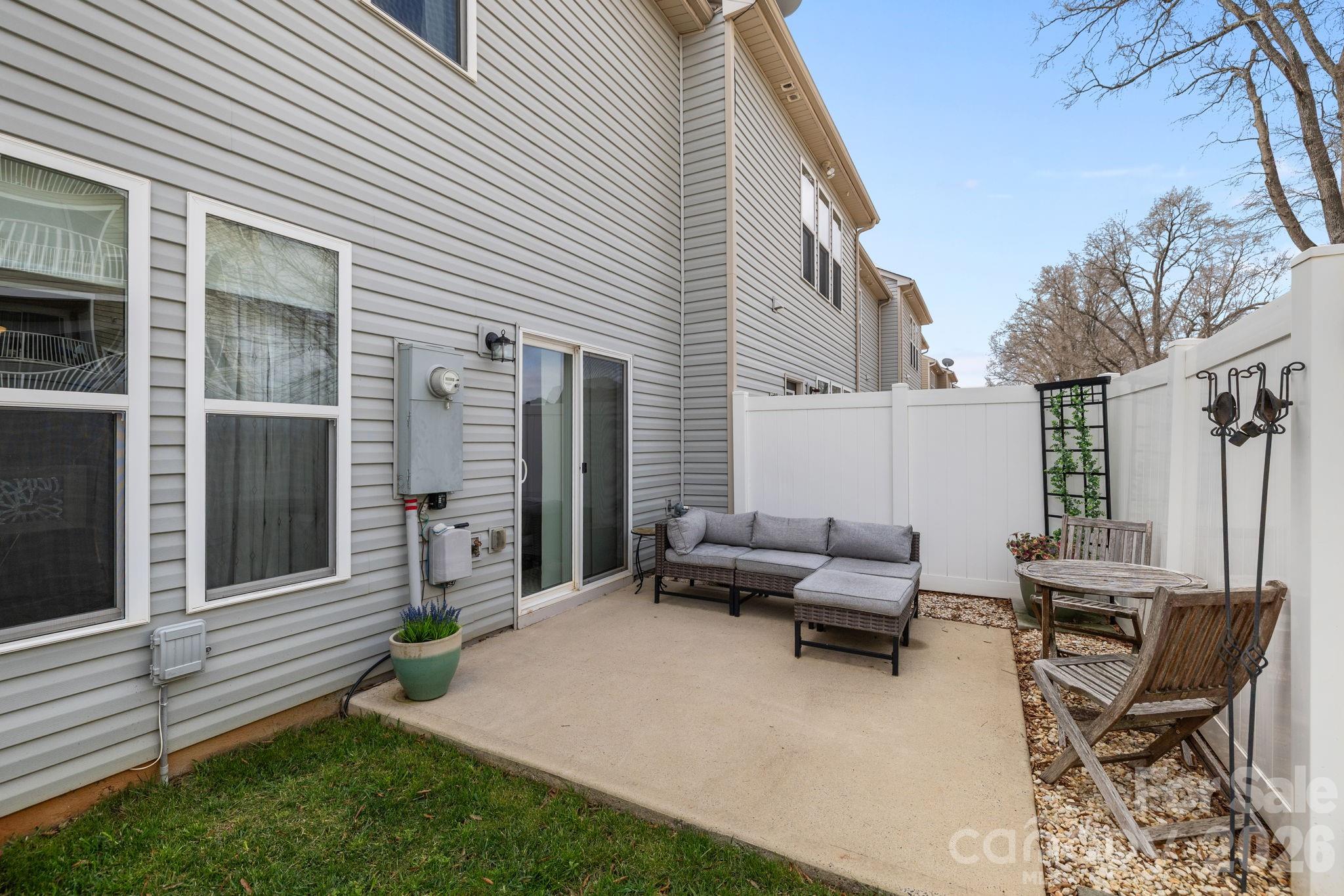 Park South Station - Residential