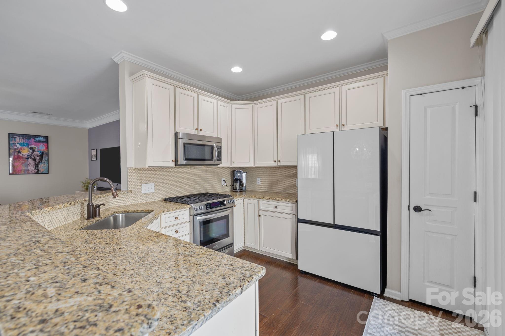 Park South Station - Residential