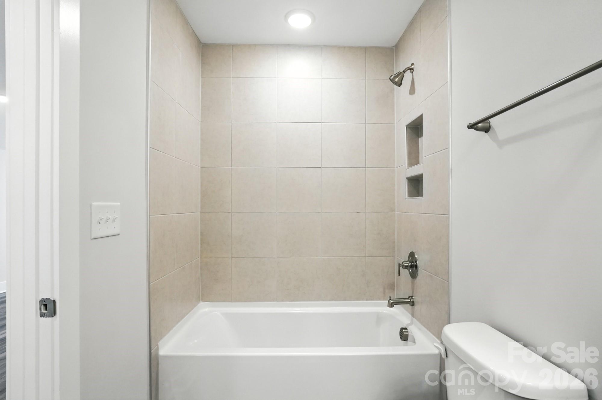 Villas at Prestwick - Residential