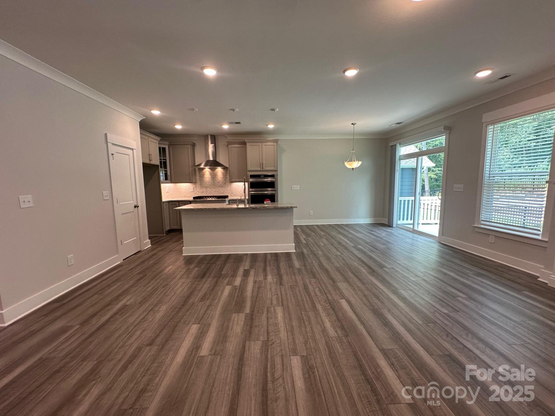138 Prestwick Way