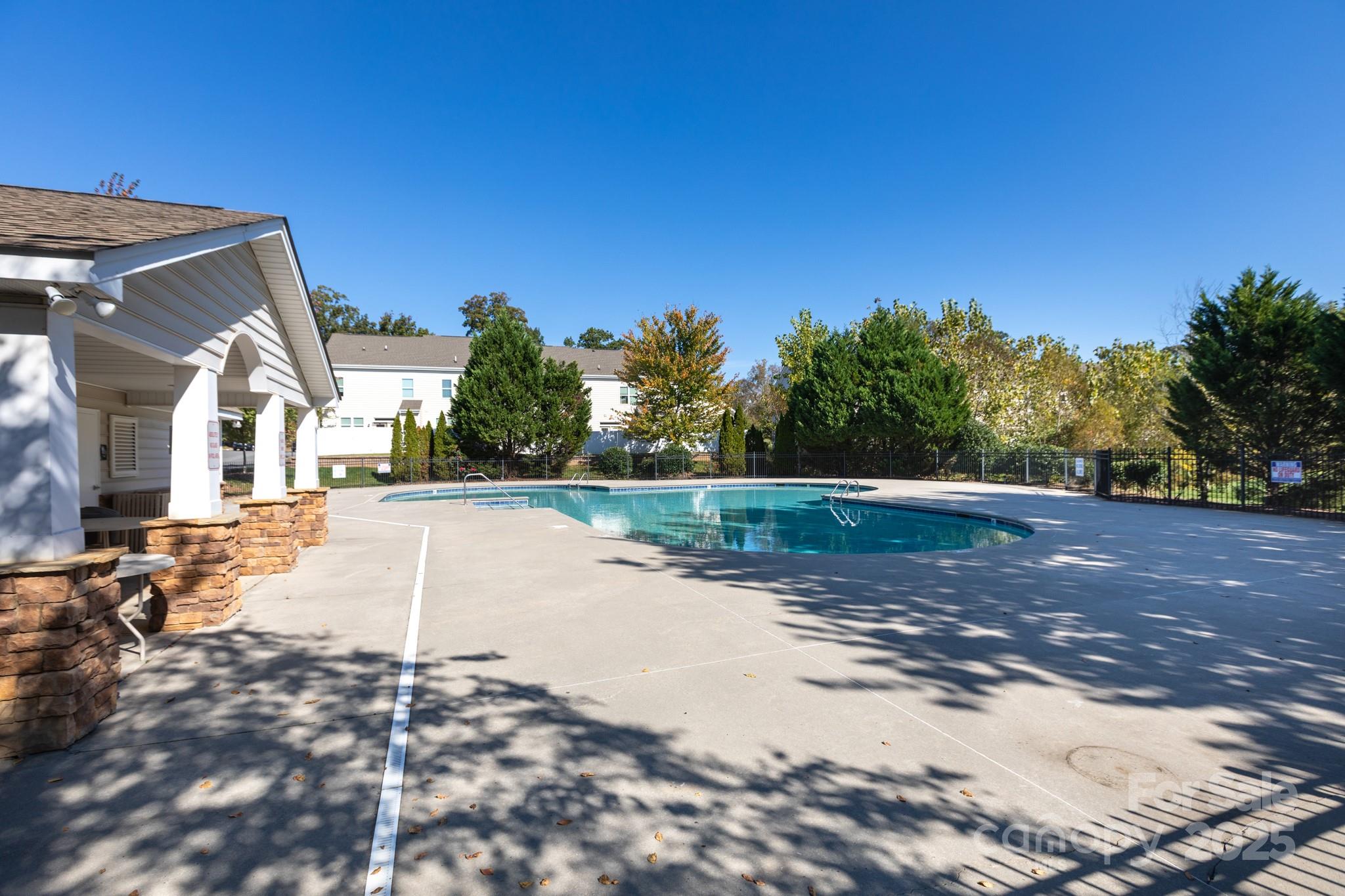 Waters Edge - Residential