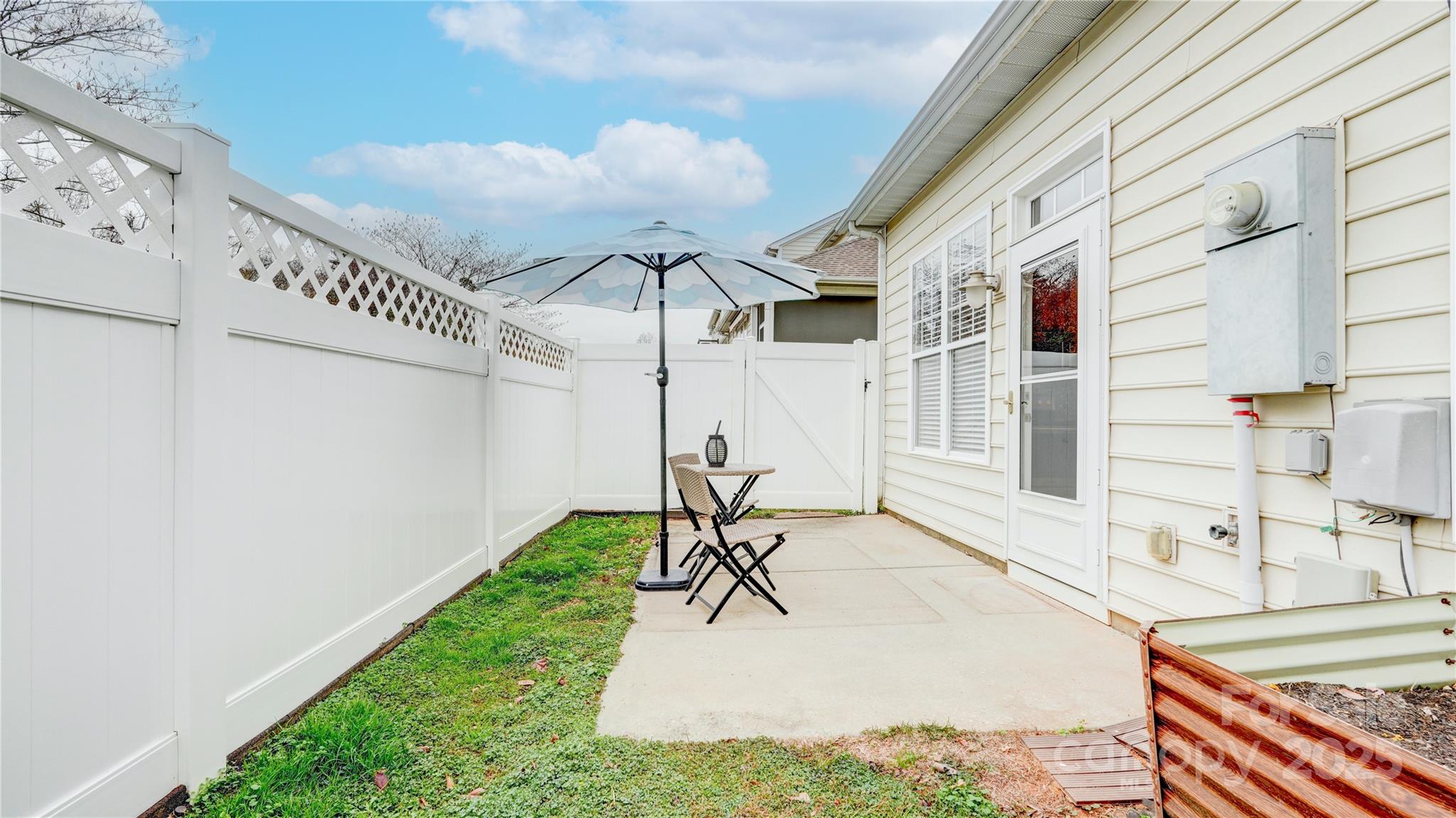 Waters Edge - Residential