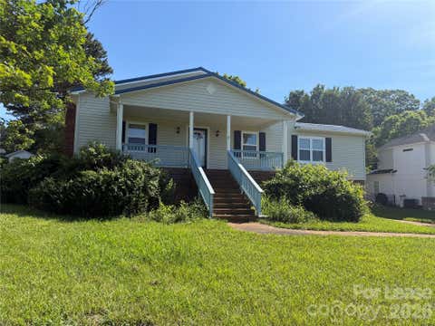Photo of 7201 Gilead Road, Huntersville, NC 28078 (MLS # 4402416)