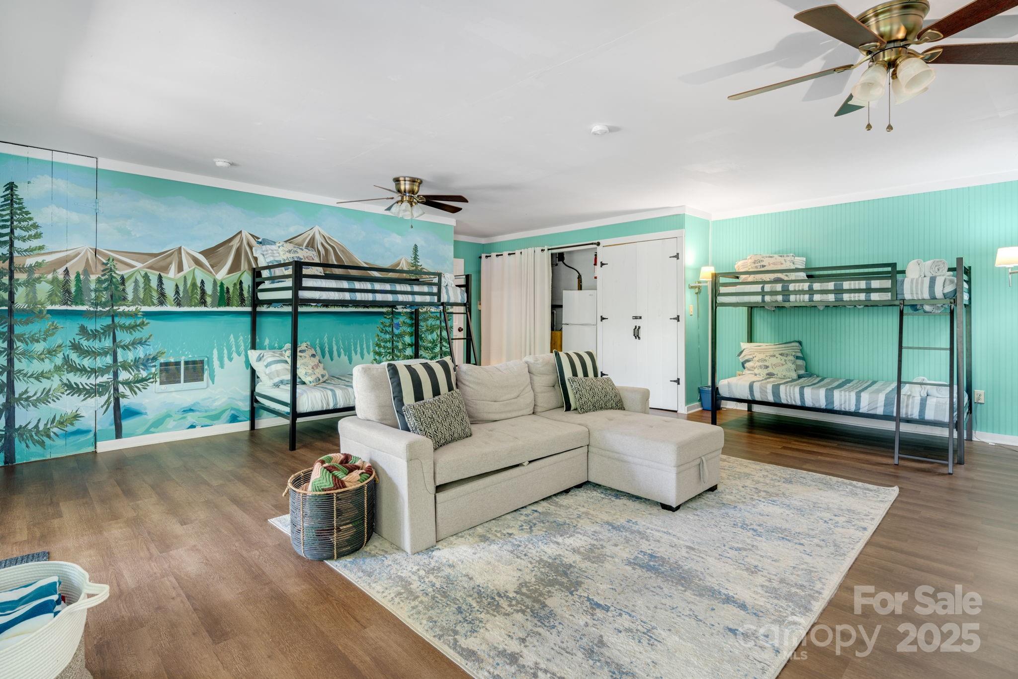 Line Runner Ridge - Residential