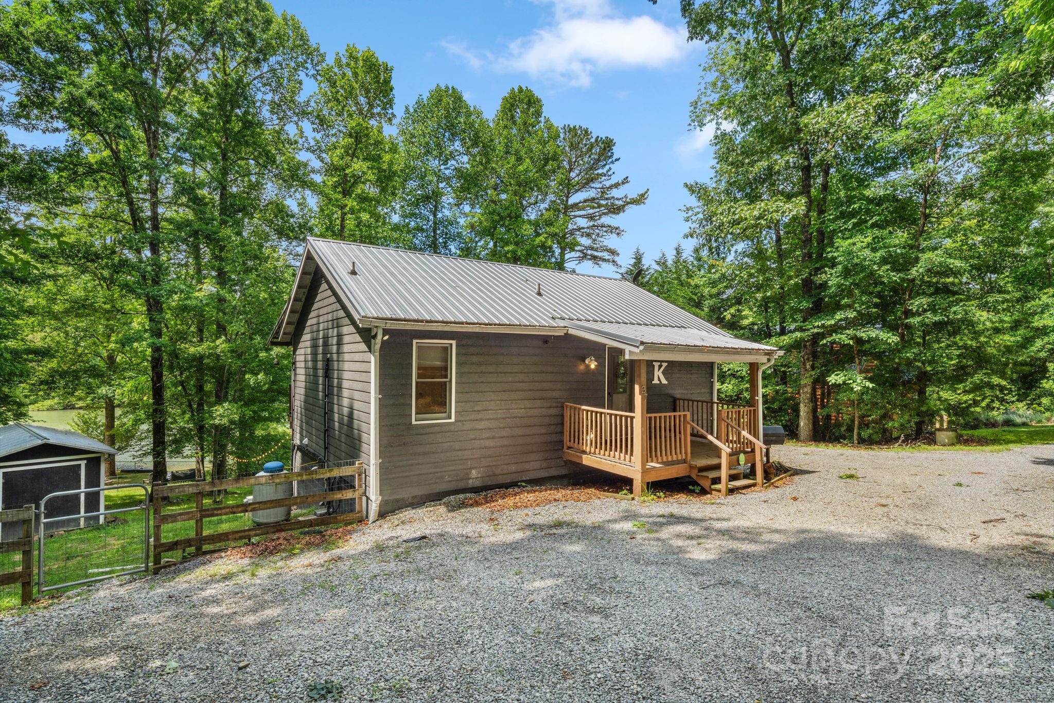 37 Poplar Drive