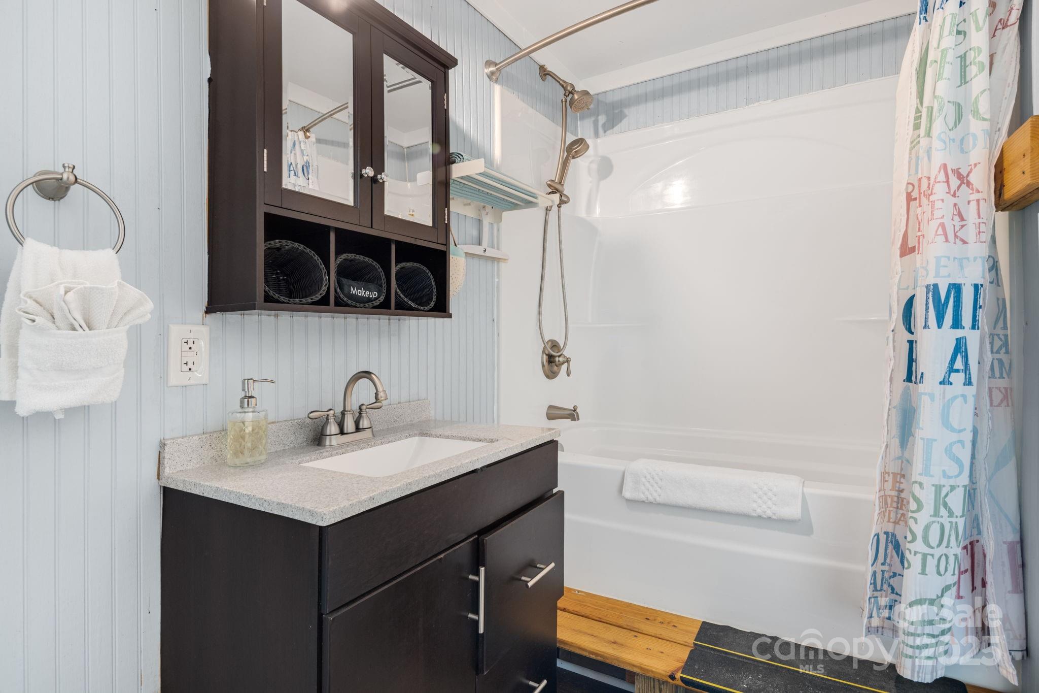 Line Runner Ridge - Residential