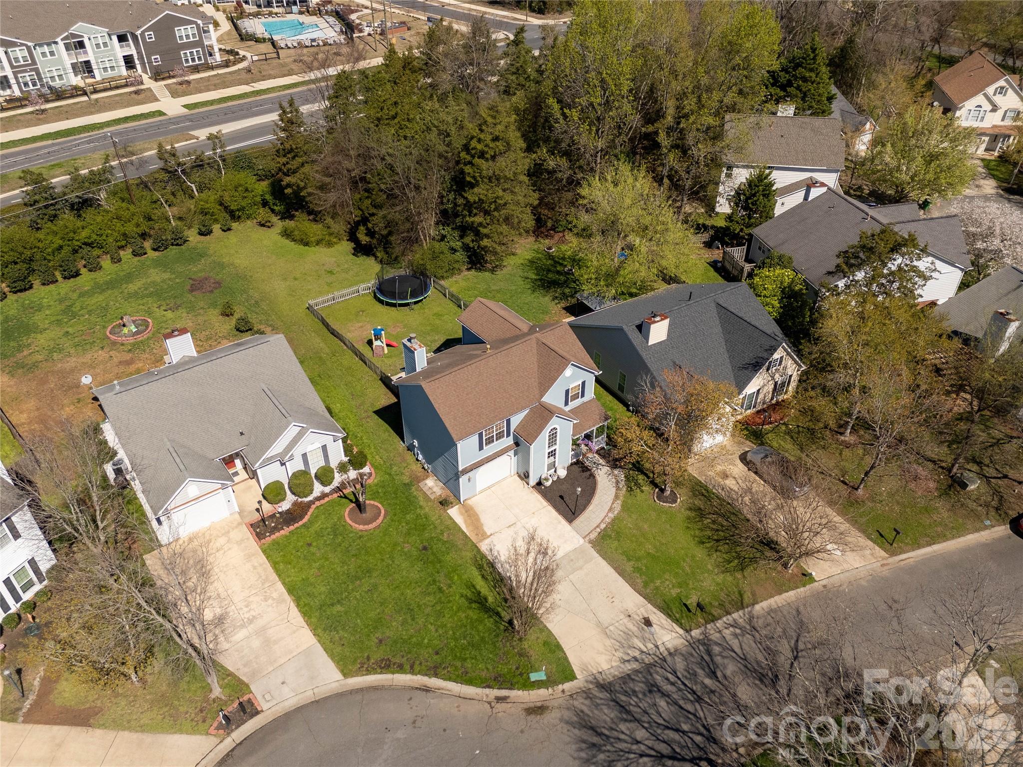 13213 Lampmeade Lane