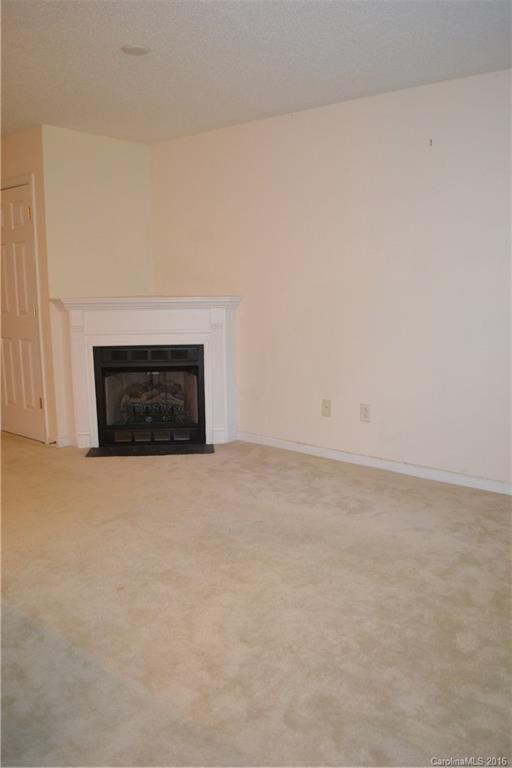 Old Stone Crossing - Residential