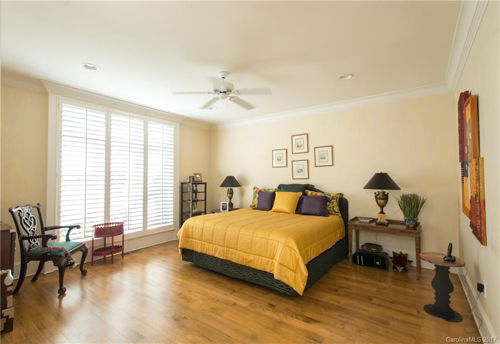 The Peninsula - Residential