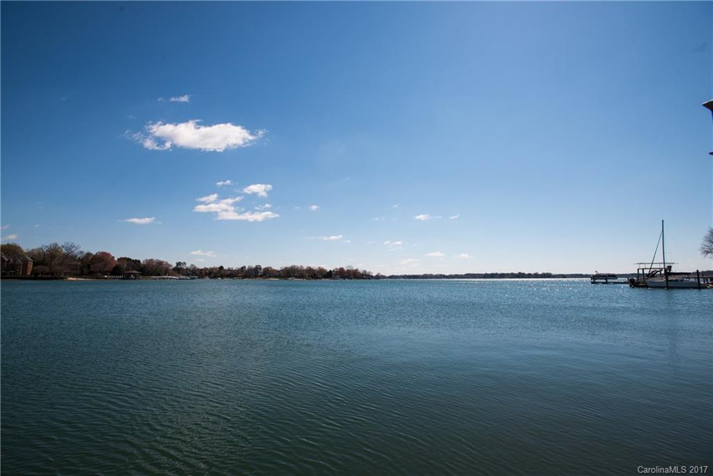 The Peninsula - Residential