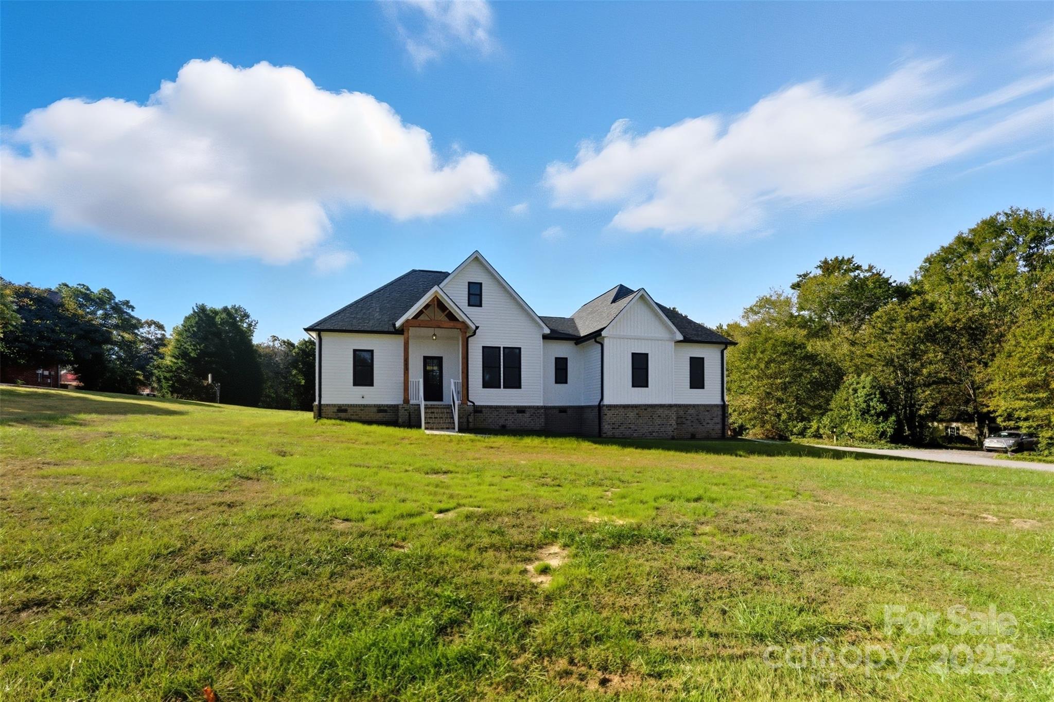 1213 Creekside Drive