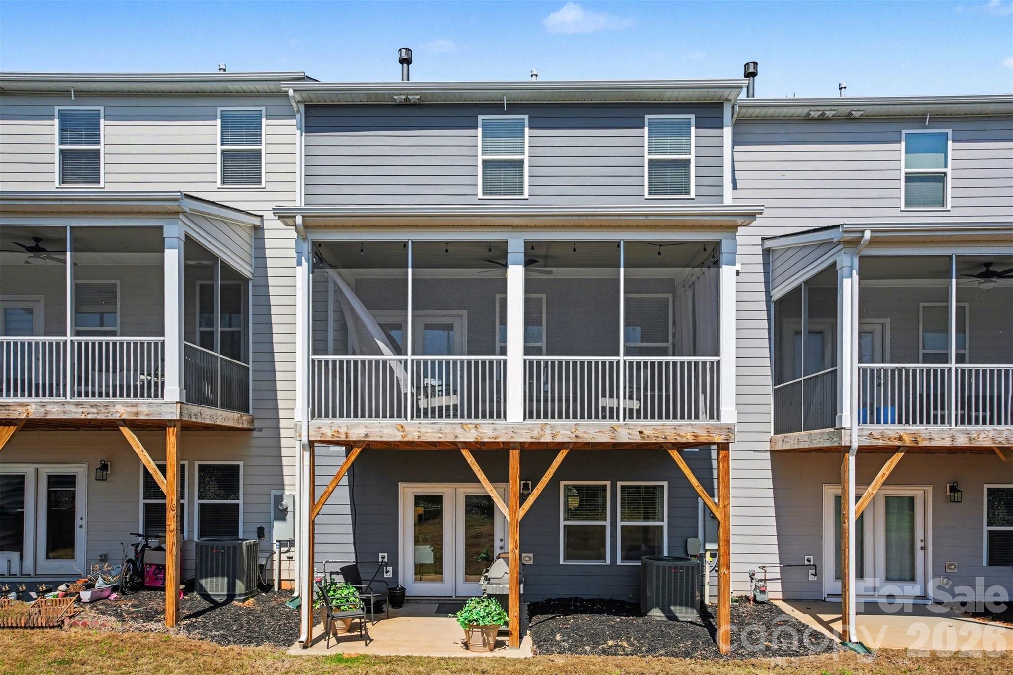 Roseglen Townhomes - Residential