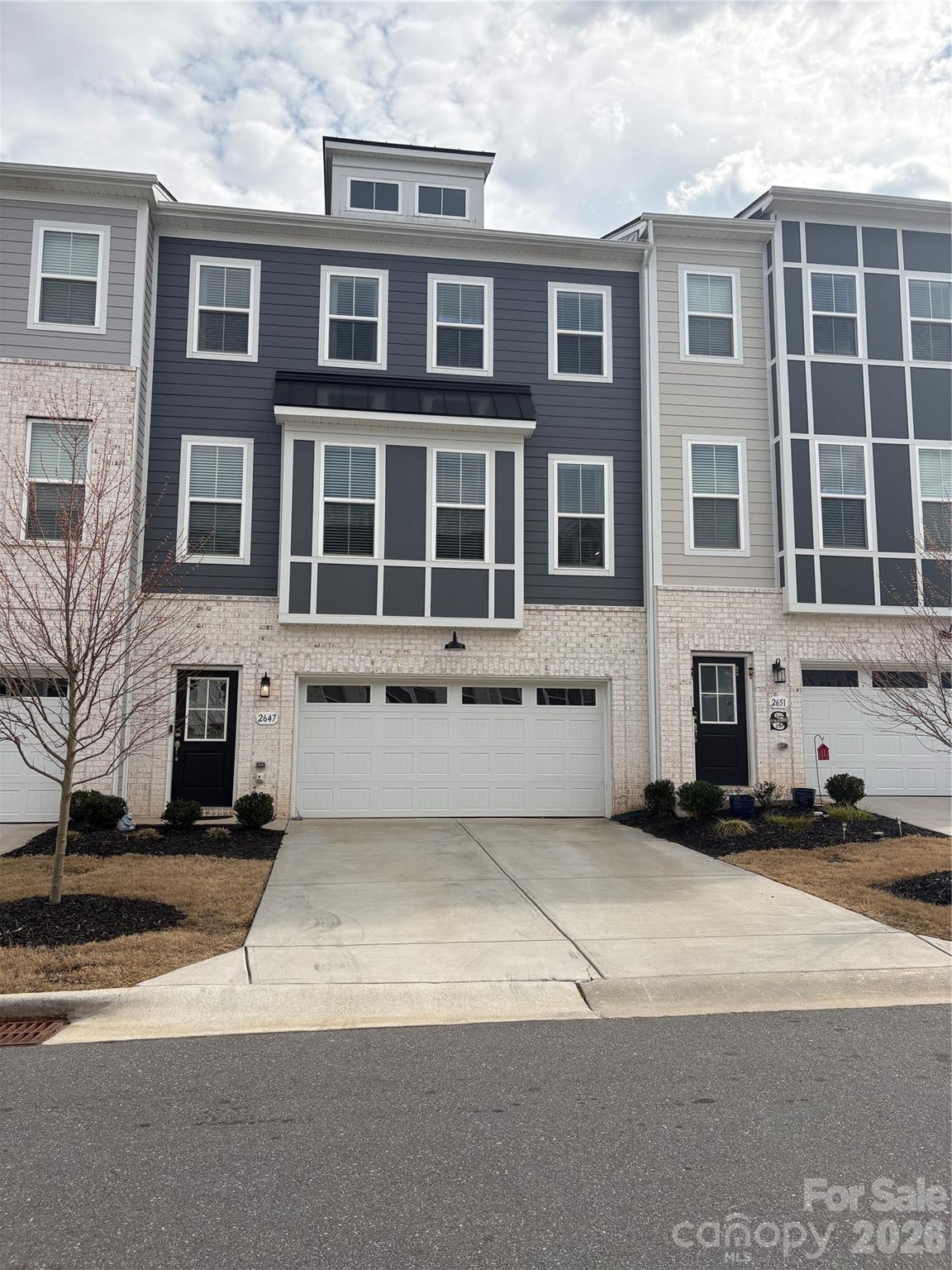 2647 Roseglen Lane 17