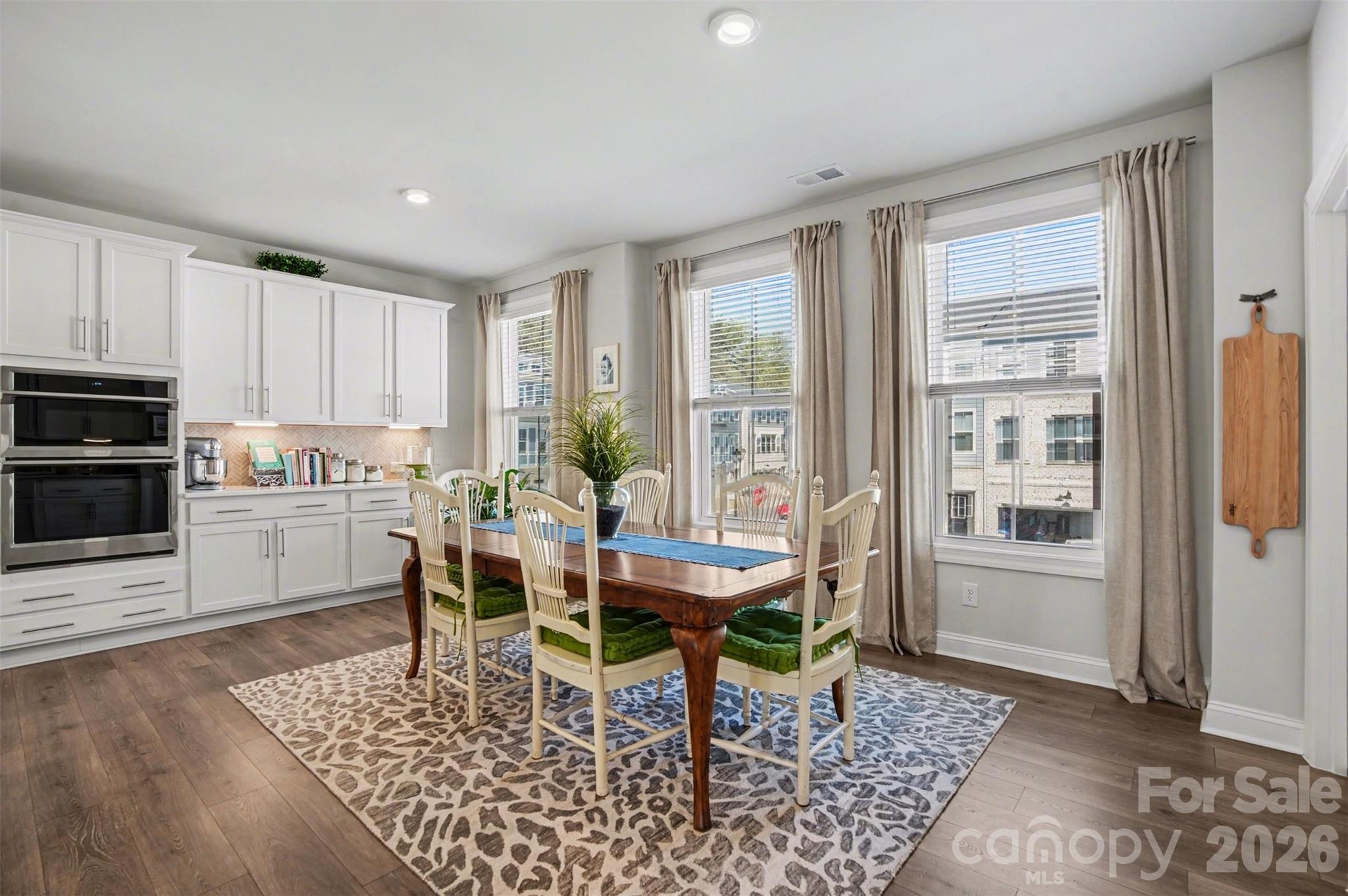 Roseglen Townhomes - Residential