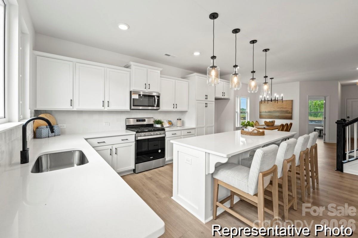 136 Pembroke Way 23